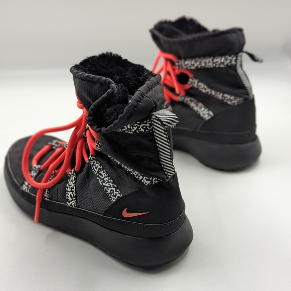 NIKE Roshe Run Black Nylon Lace Up Running Sneaker Boots Youth Sz 6 / Wmn's Sz 8 - Picture 7 of 14